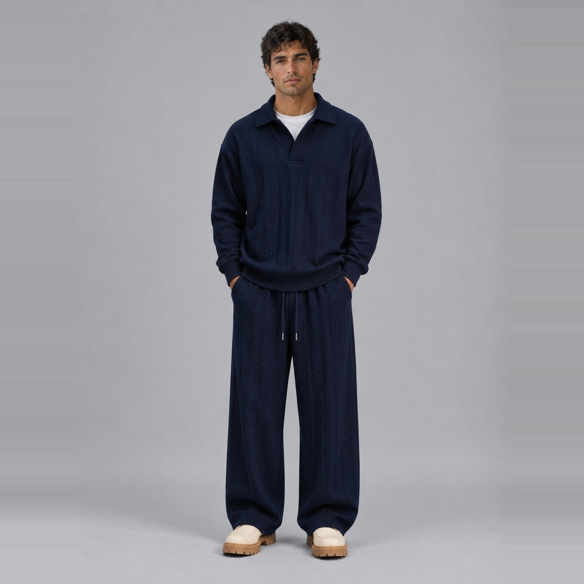 Loungewear Set Herren | Zopfmuster-Optik | Polokragen | Weite Hose