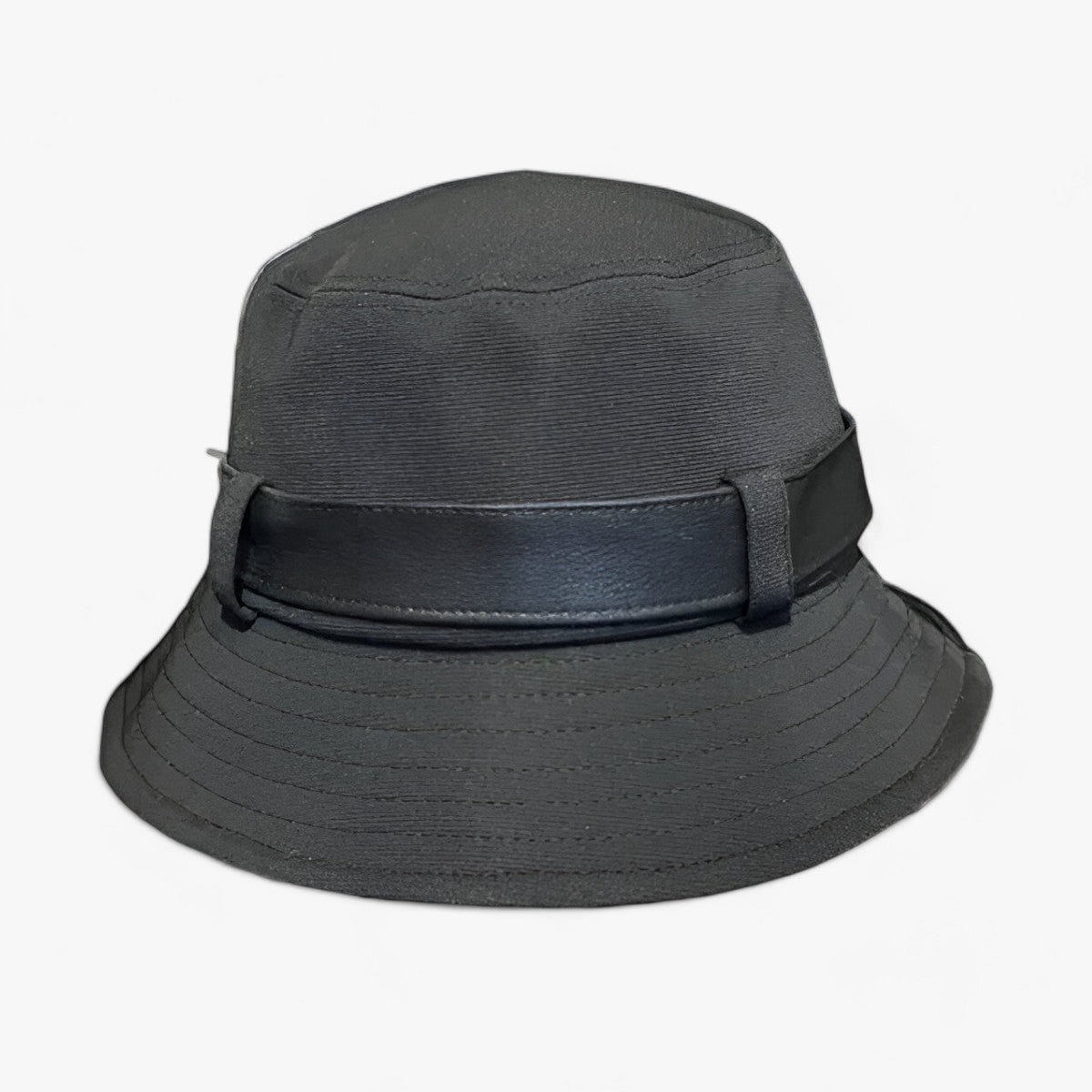 Fischerhut Nino | Lässiger Eimerhut für Herren-Schwarz-Chaps Herrenmode