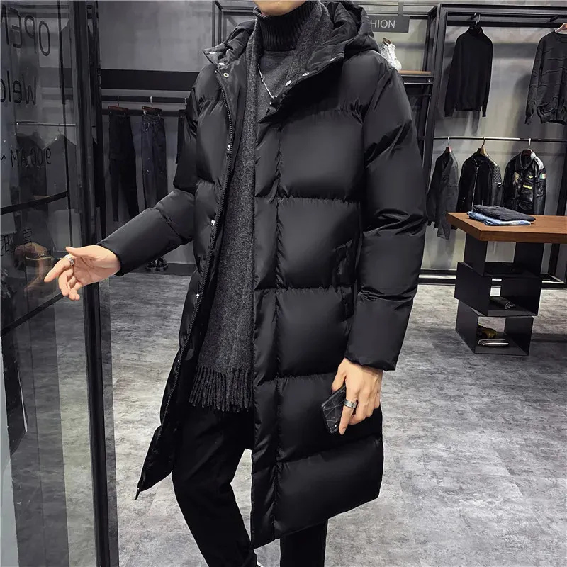 Lange Daunenjacke – Warmer Wintermantel mit Kapuze für Männer-Chaps Herrenmode