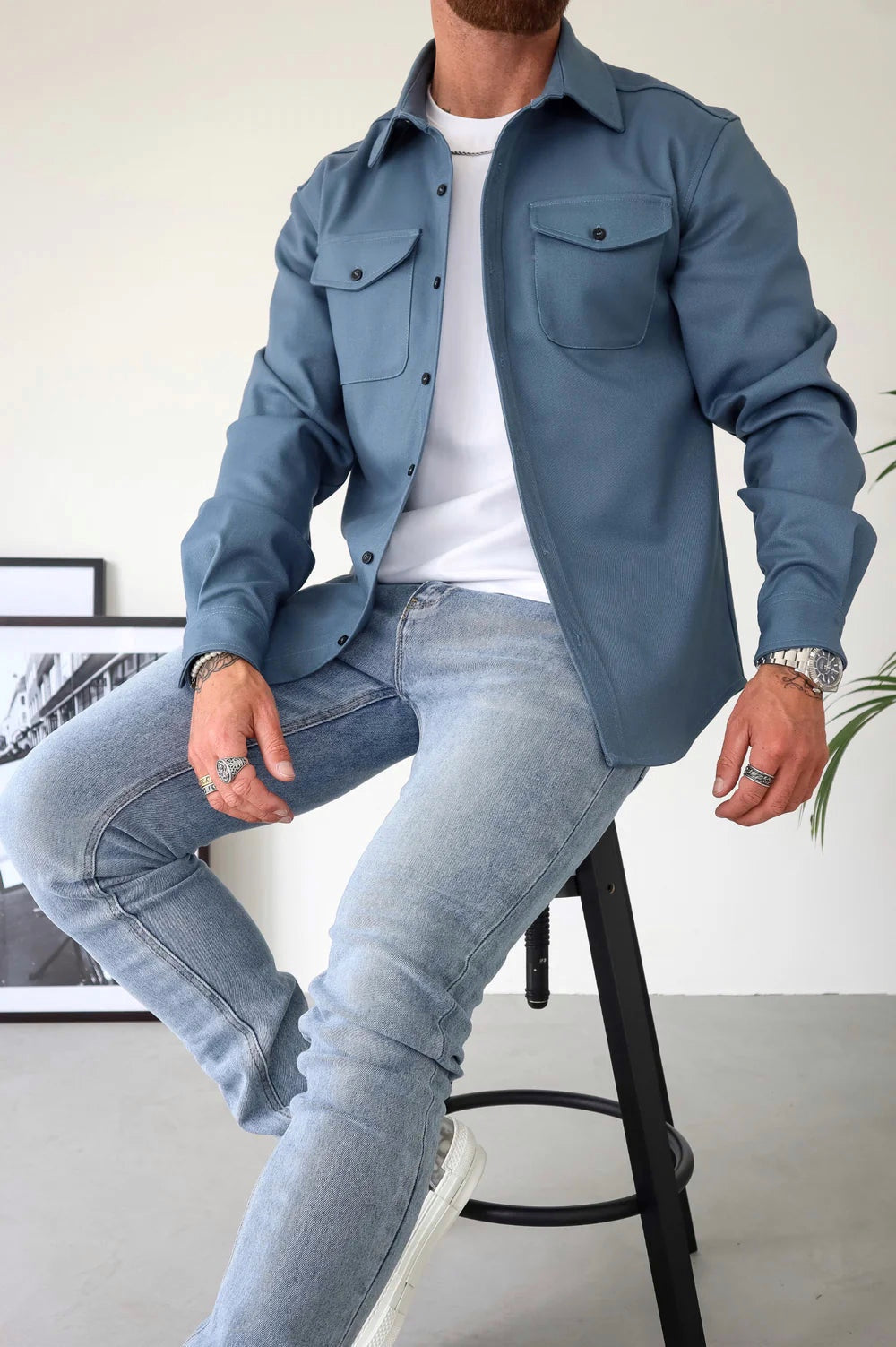 Overshirt – Langärmliges Herrenhemd mit Brusttaschen und Knöpfen-Chaps Herrenmode