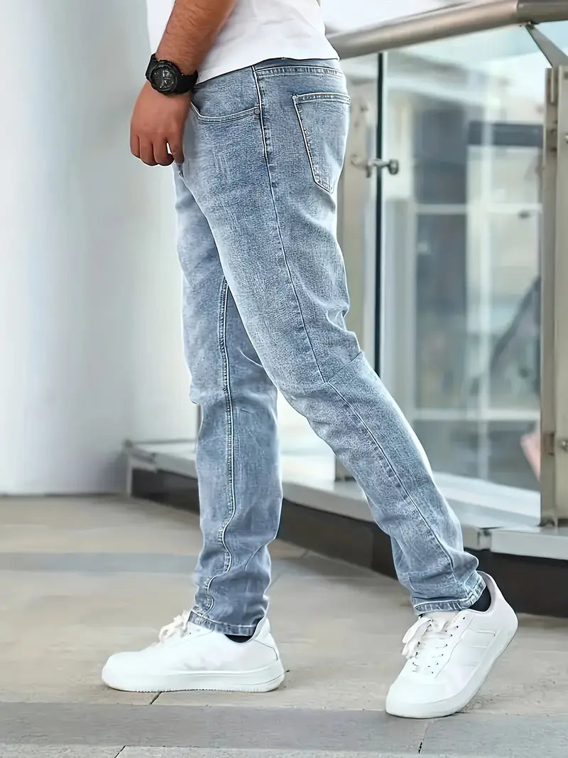 Schmal geschnittene Jeans | Blau | Vorgewaschen | Skinny Jeans | Herrenjeans-Hellblau-S-Chaps Herrenmode