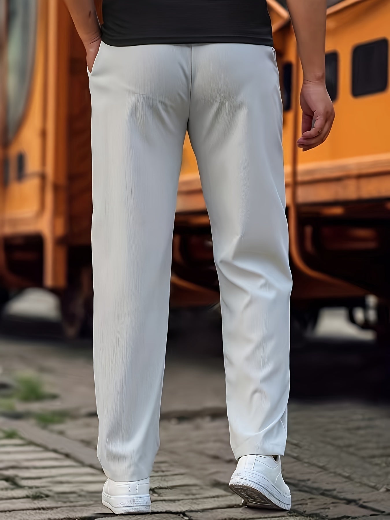 Schmal geschnittene Jogginghose – Kordelzug – Dehnbar – Trainingshose – Jogginghose für Männer-Chaps Herrenmode