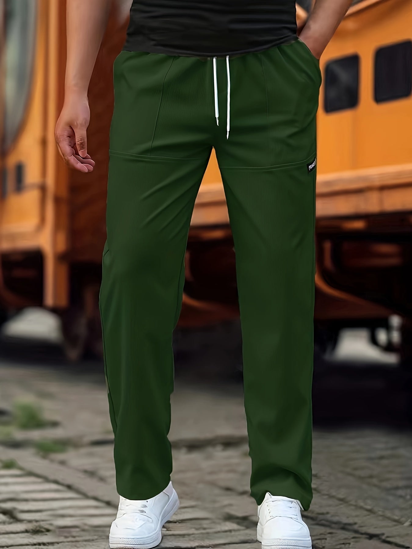Schmal geschnittene Jogginghose – Kordelzug – Dehnbar – Trainingshose – Jogginghose für Männer-Grün-S-Chaps Herrenmode