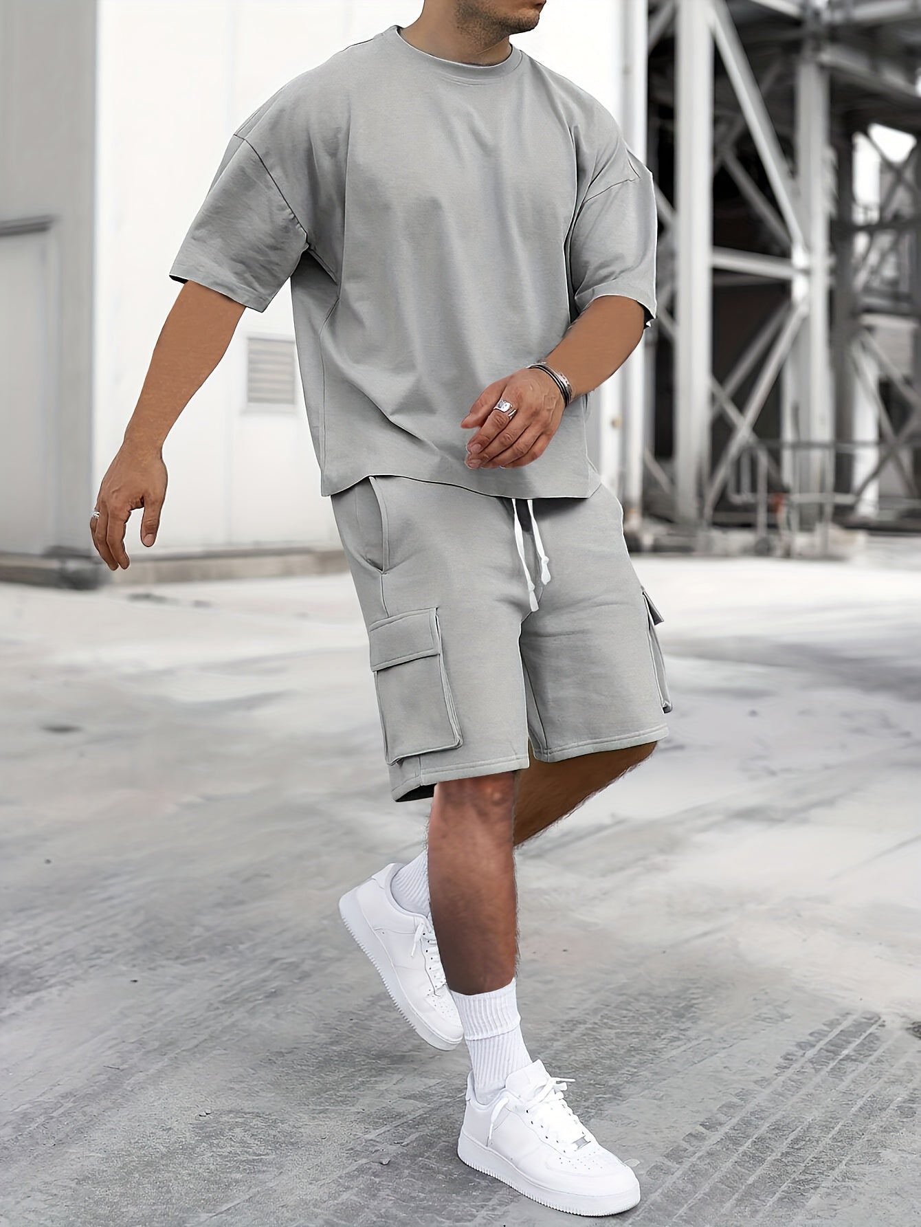 T-Shirt und Shorts im Set | Cargoshorts | Oversized | Zweiteiliges Set | Herrenbekleidung-Hellgrau-S-Chaps Herrenmode