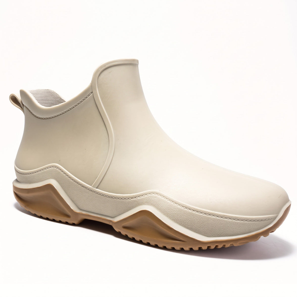Beige Regenstiefelette mit robuster Wellensohle, freigestellt ohne Person oder Mannequin | Chaps Herrenmode