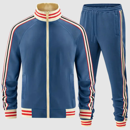 Blaue Retro-Trainingsjacke und Hose mit cremefarbenen, roten und schwarzen Kontraststreifen | Chaps Herrenmode