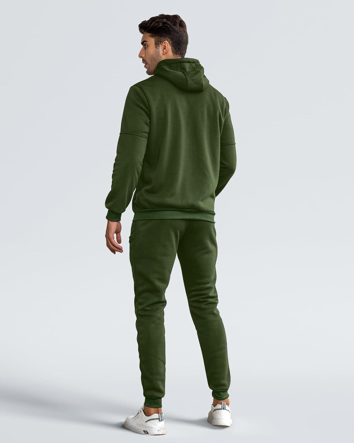 Grüner Trainingsanzug mit Kapuzenjacke, Rückansicht | Chaps Herrenmode