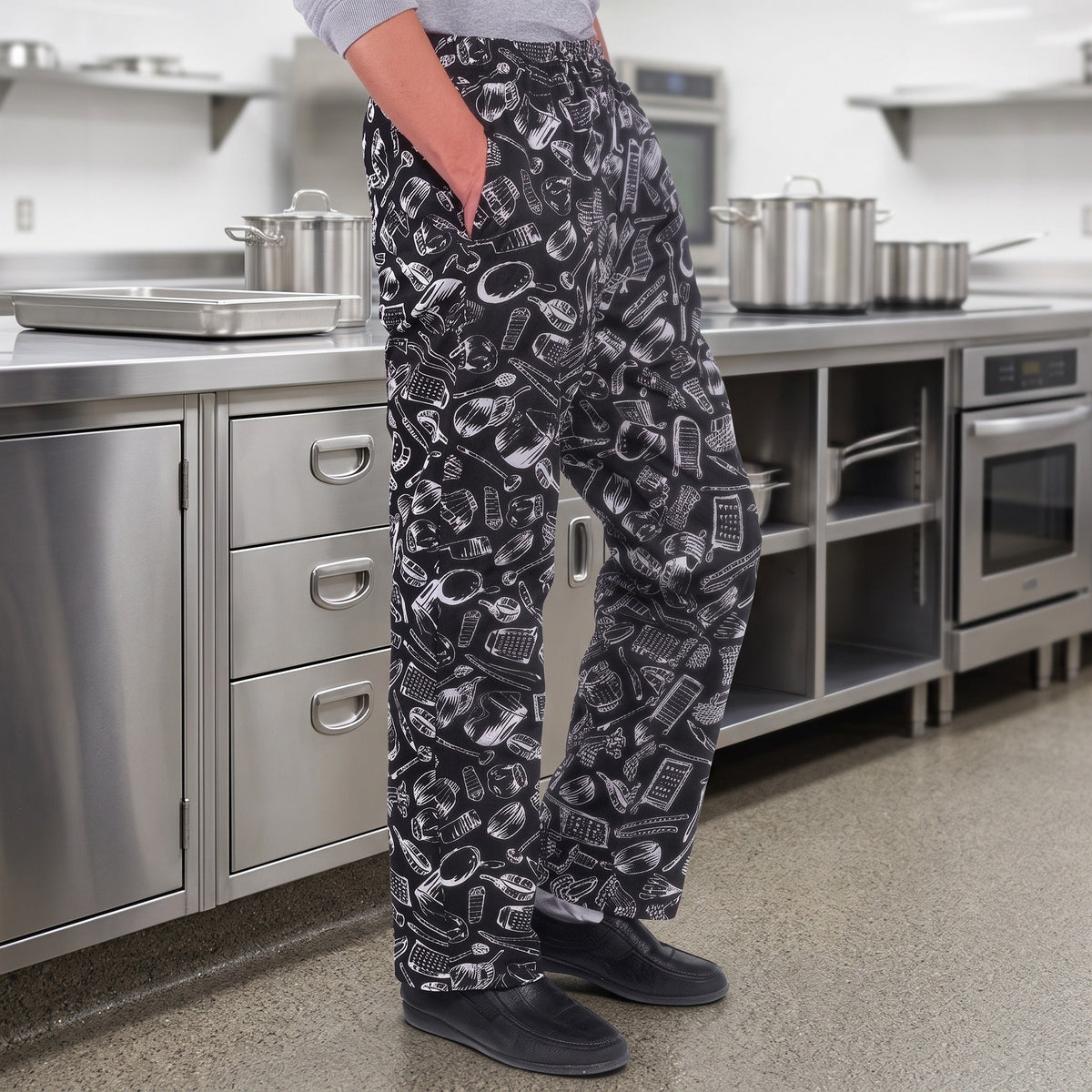 Kochhose Herren | Gummizug | Seitentaschen | Baumwollmischung-Küchenmotiv-S-Chaps Herrenmode