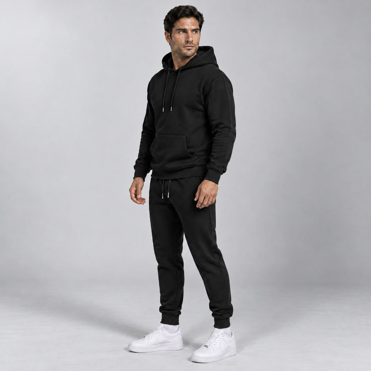 Tapered Jogginganzug Herren | Hoodie und Jogginghose | 4 Farben-Chaps Herrenmode