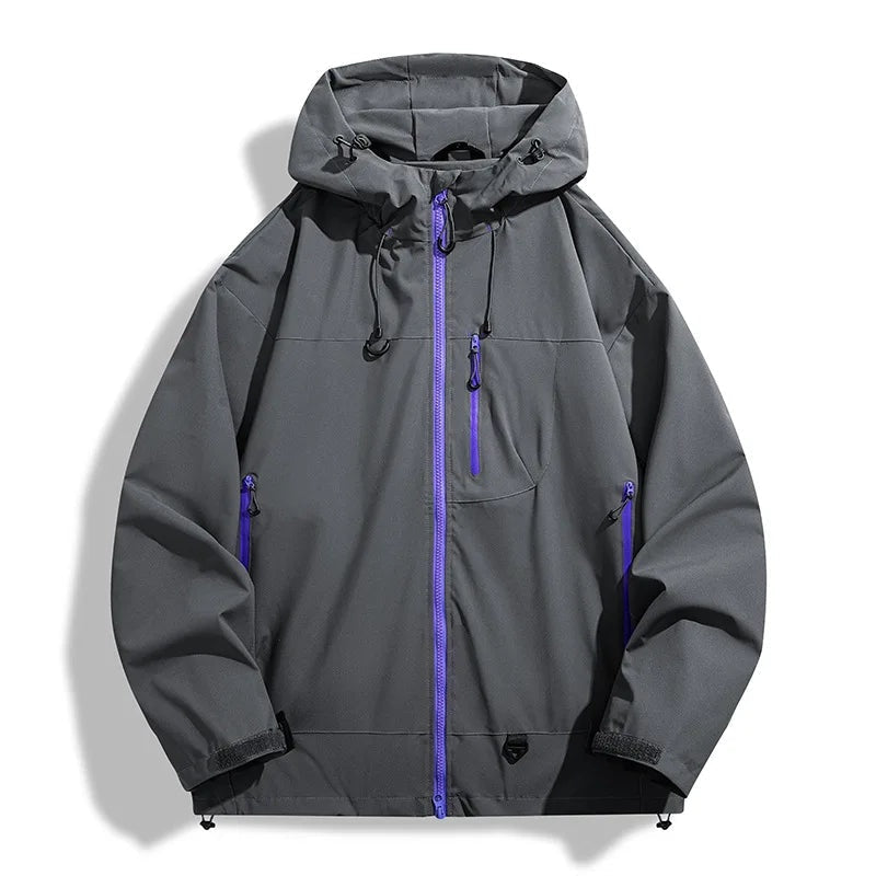 Sportliche Regenjacke Herren | Kapuze | Reißverschlusstaschen | Hüftlang