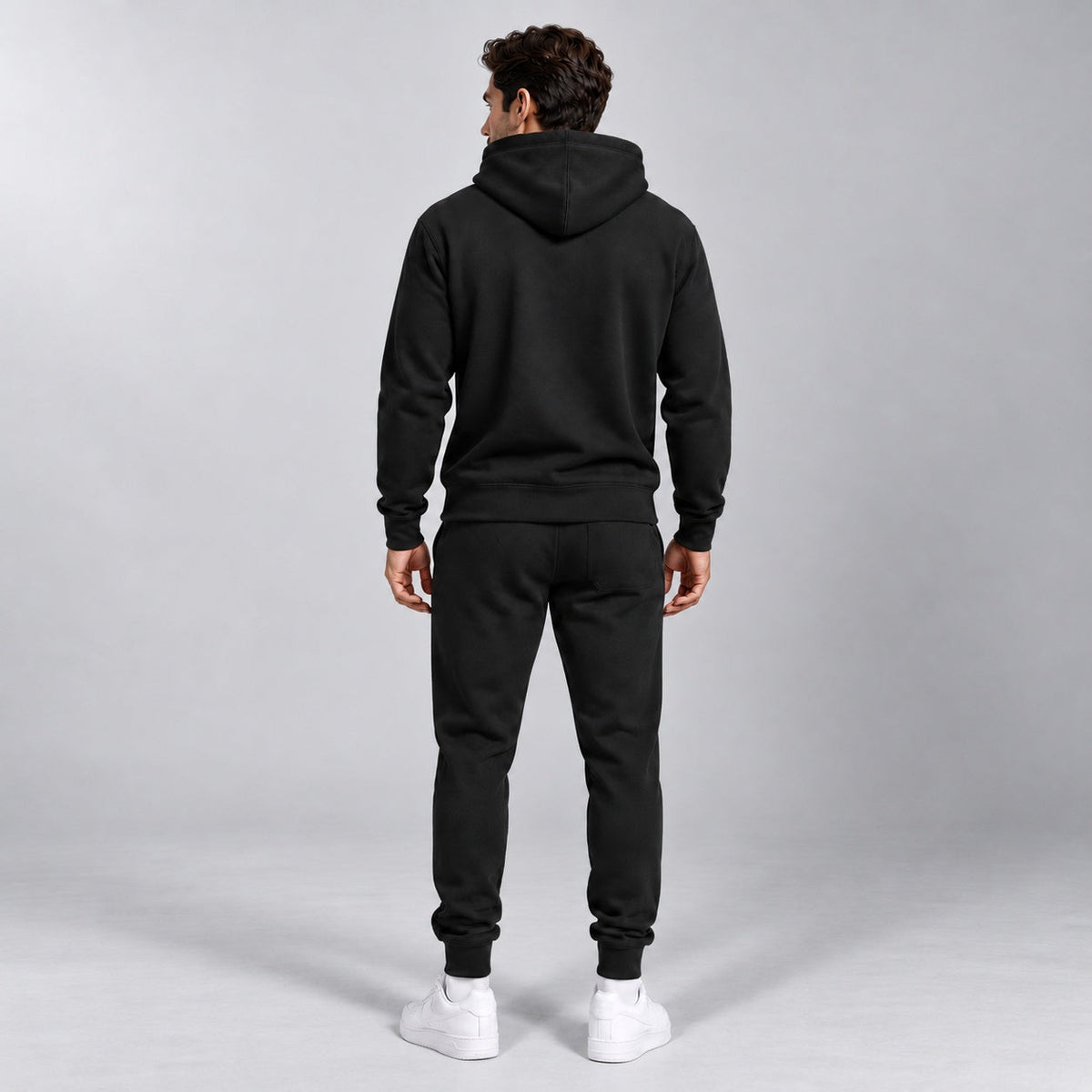 Tapered Jogginganzug Herren | Hoodie und Jogginghose | 4 Farben-Chaps Herrenmode