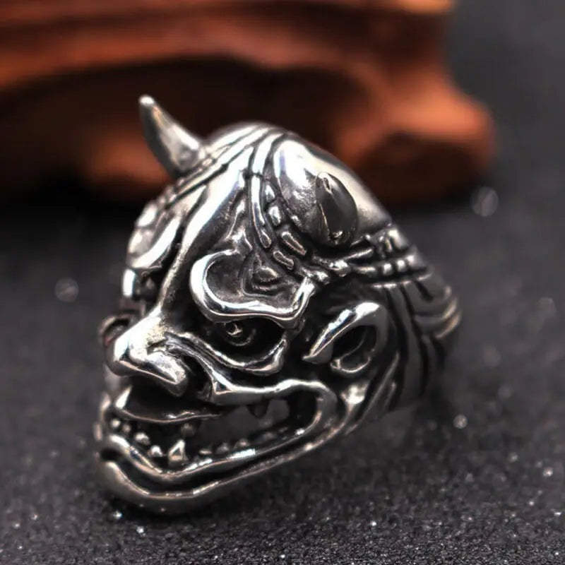 Oni Ring | Japanische Dämonenmaske | Hörner | Edelstahl | Biker Ring-Chaps Herrenmode