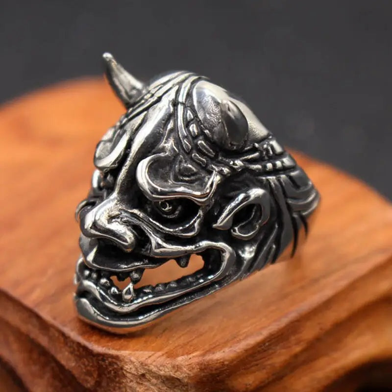 Oni Ring | Japanische Dämonenmaske | Hörner | Edelstahl | Biker Ring-Chaps Herrenmode