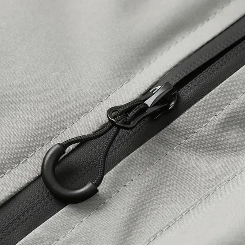 Regenjacke Herren | Kapuze | Brusttasche | Seitentaschen-Chaps Herrenmode