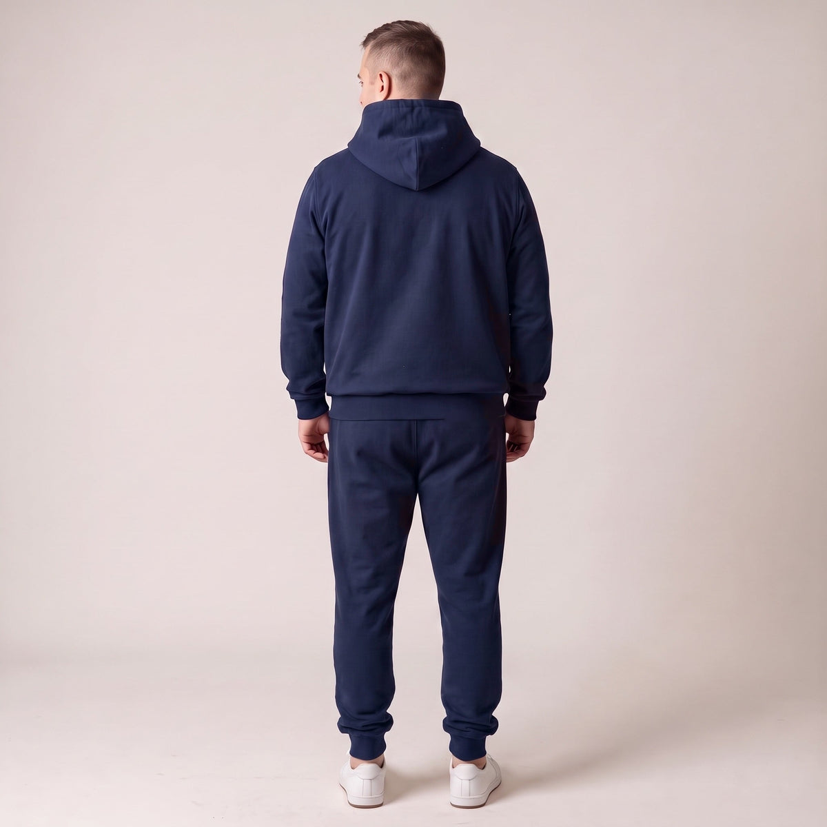 Hausanzug Herren mit Hoodie | Jogginghose | Marineblau-Chaps Herrenmode