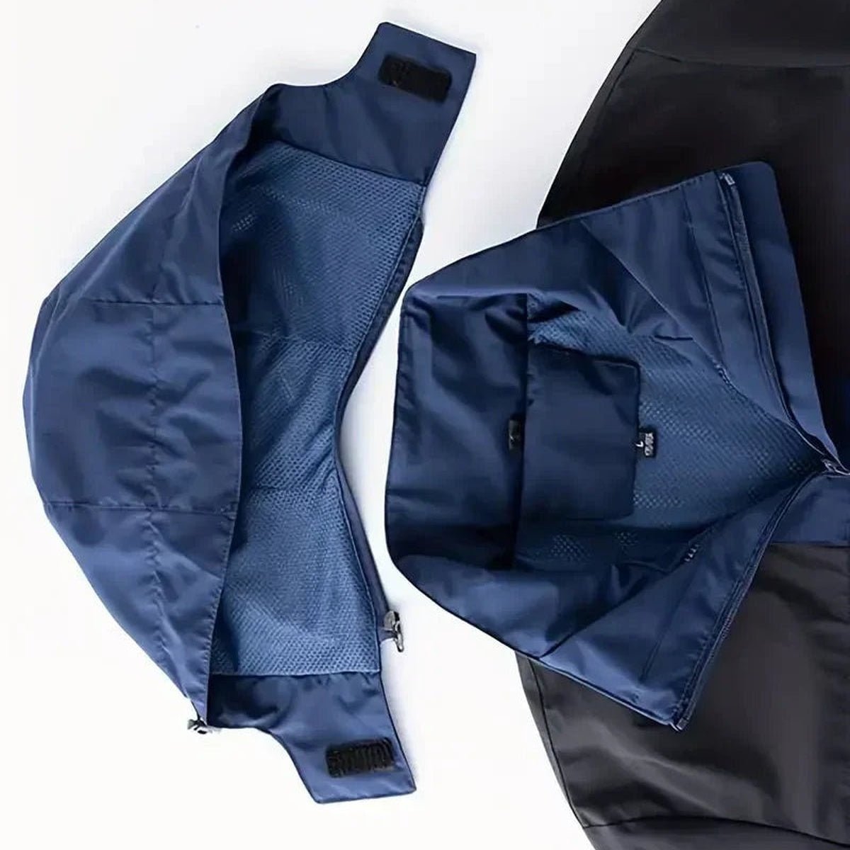 Netzfutter in der Regenjacke