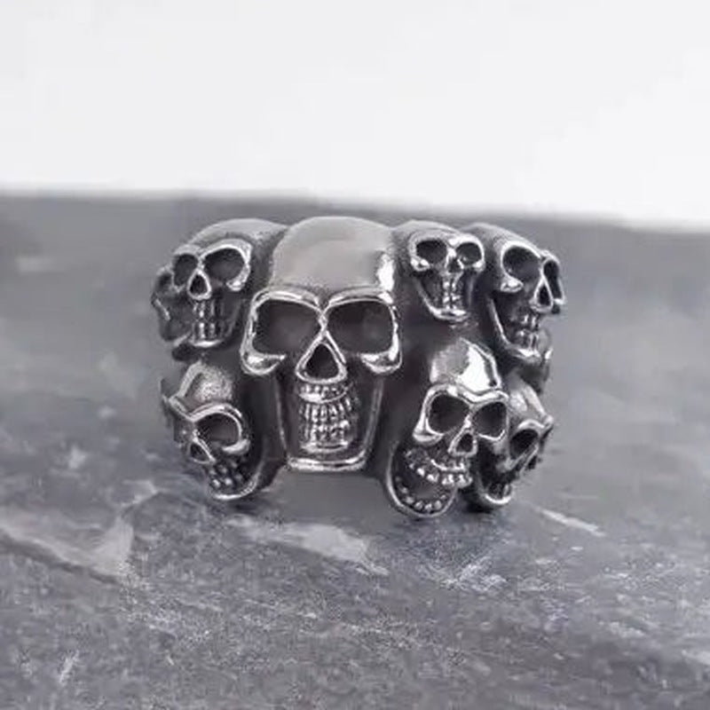 Totenkopf Ring Herren | Breit | Schädelreihe | Edelstahl | Biker Ring-Chaps Herrenmode