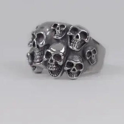 Totenkopf Ring Herren | Breit | Schädelreihe | Edelstahl | Biker Ring-Chaps Herrenmode