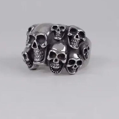 Totenkopf Ring Herren | Breit | Schädelreihe | Edelstahl | Biker Ring-Chaps Herrenmode
