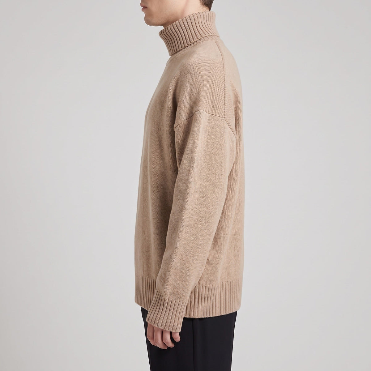 Oversized Rollkragenpullover Herren | Strick | Überschnittene Schultern